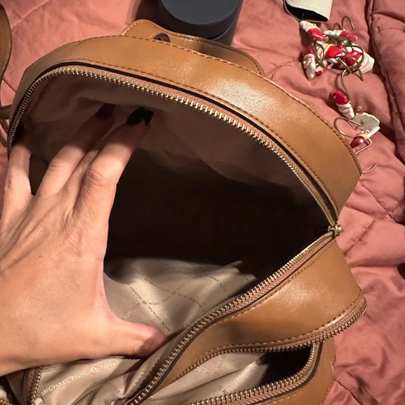 Michael Kors backpack - Picture 6 of 7